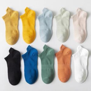 Colourful-ankle-socks